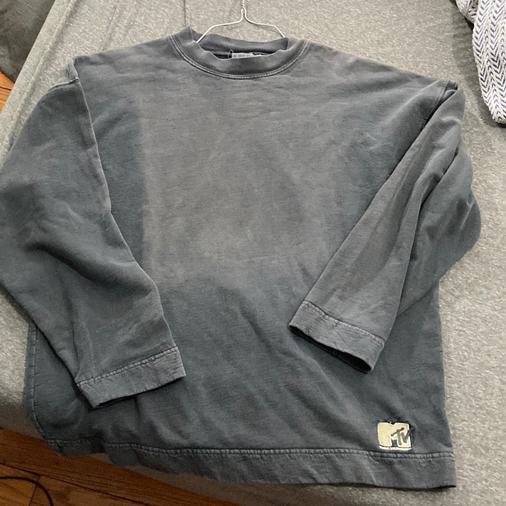 vintage spirit MTV sweater